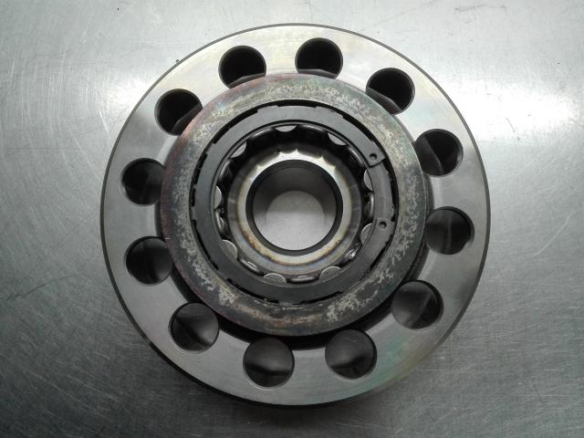 VOLANO USATO COMPRENSIVO DI RUOTA LIBERA R6 2006-2016